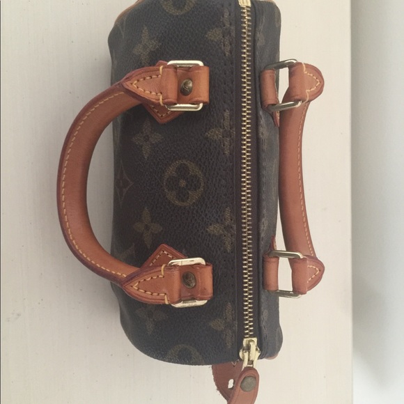 Authentic Louis Vuitton Mini Speedy (with Strap) - Picture 11 of 16